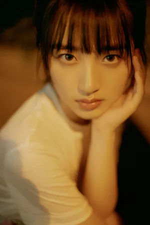 邓恩熙清爽甜美夏夜写真图片