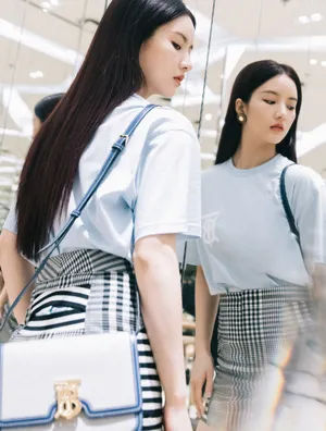 硬糖少女303刘些宁活动照图片_1