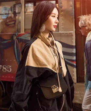 美少女舒畅米兰时髦街拍写真图片_3