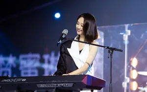 蓝盈莹《乘风破浪的姐姐》第九期剧照图片_2