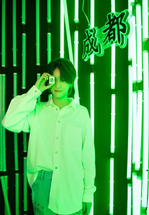 林凡莎辛那品牌宣传活动照图片