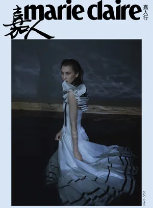 黄圣依水中大片摩登性感写真_8