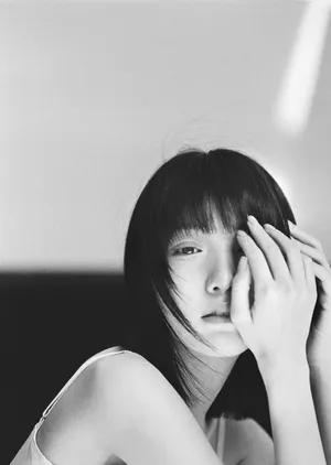毛晓彤性感迷人写真图片_2