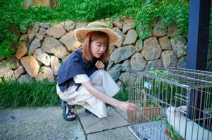 李艺彤田园风甜美写真图片_2