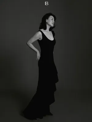 刘琳性感妩媚写真大片_9
