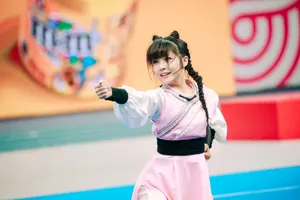 赖美云《超新星运动会》武术剧照图片_3