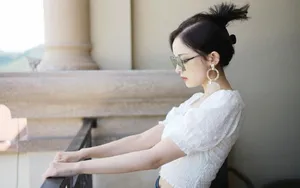 古力娜扎热裤美腿性感私服图片_4