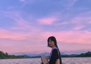 张钰琪超美风景合照图片_4
