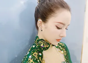 硬糖少女刘些宁艺术体操性感图片_4