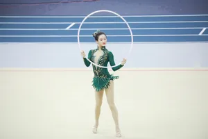 硬糖少女刘些宁艺术体操性感图片_5