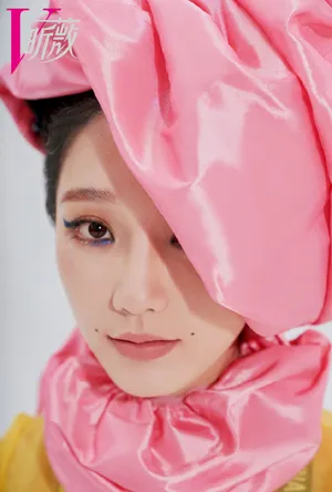 肖燕时髦个性大片写真图片_1
