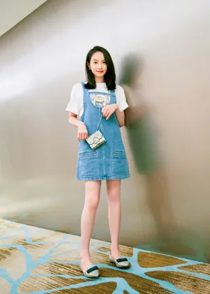 宋茜简约清爽私服照图片