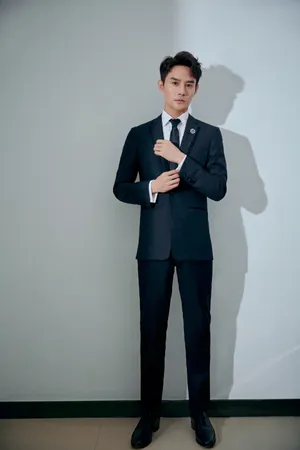 王凯精致帅气写真图片_3