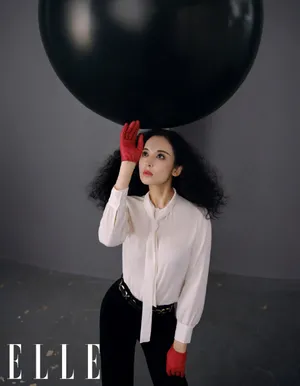古力娜扎复古妩媚写真大片_7