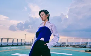 周笔畅花朵流苏项链性感图片_6