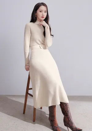 林允儿秋冬装画报大片写真图片_5