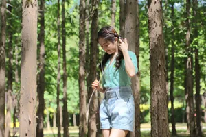 李兰迪温柔双马尾甜美写真图片_4