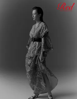 刘孜性感优雅写真图片_10