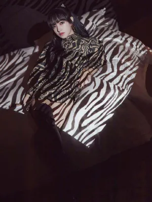 程潇钻石猫女大片写真图片_5