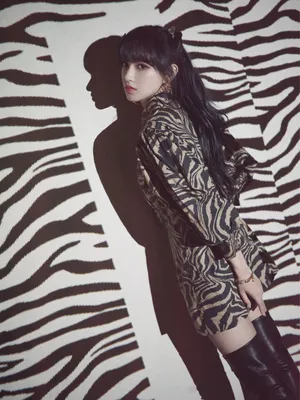 程潇钻石猫女大片写真图片_9