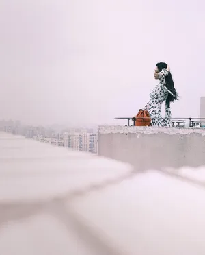 曾可妮碎花长裙时尚气质写真图片_6