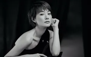 马伊琍开衩裙修长美腿性感撩人写真图片_5