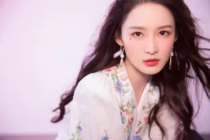 李沁七夕桃花妆写真图片_1