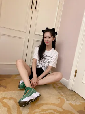 宣璐蝴蝶结元气私服照图片_2