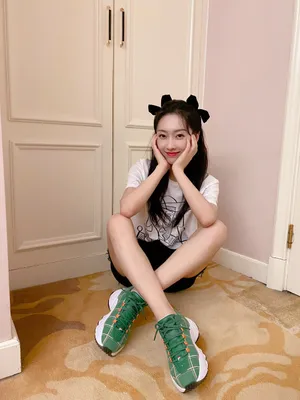 宣璐蝴蝶结元气私服照图片_3