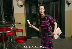 宋妍霏假日风碎花裙写真图片_3