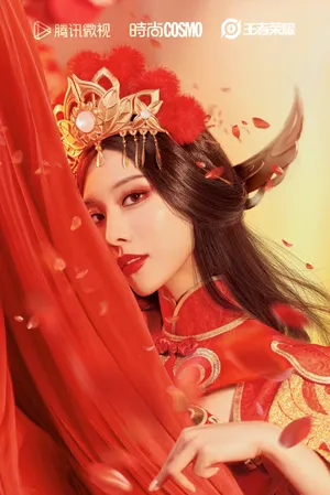 王霏霏《王者荣耀》cosplay露娜图片