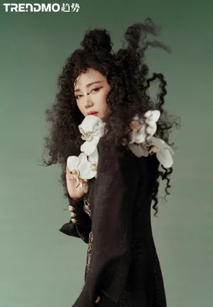 阿朵复古典雅写真图片_1
