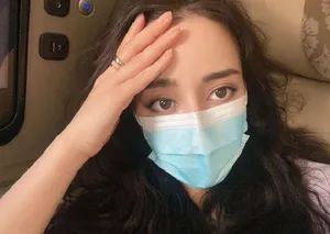 迪丽热巴戴口罩超美自拍照图片_8