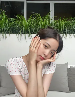 欧阳娜娜悠闲度假青春甜美自拍照图片_3