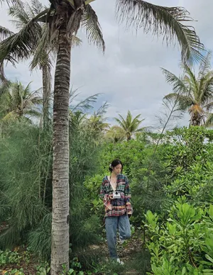 欧阳娜娜悠闲度假青春甜美自拍照图片_4