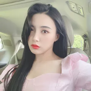 戴萌粉裙性感自拍照图片_6