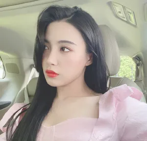 戴萌粉裙性感自拍照图片_8