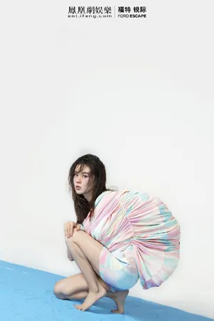 郁可唯微醺妆性感写真图片_5