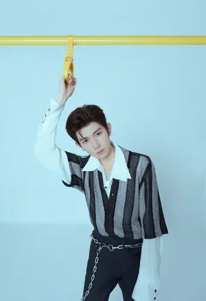 TFBOYS优雅复古帅气高清写真图片