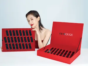 王子文美艳红唇性感写真图片_3