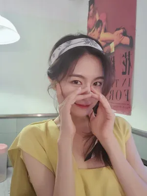 李兰迪俏丽性感私服照图片_2