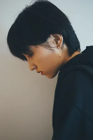 张子枫短发私服俏丽写真图片_9
