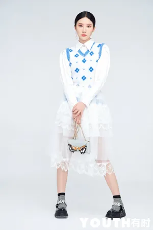 吴优最新时尚杂志写真图片_8