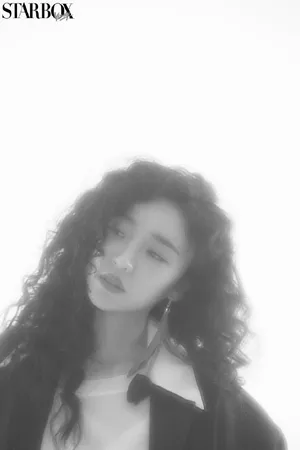 张月复古摩登写真图片第4张