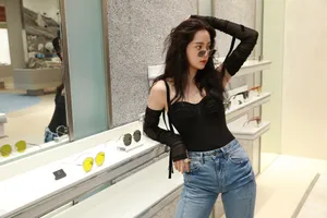 欧阳娜娜酷美清凉街拍写真图片_3