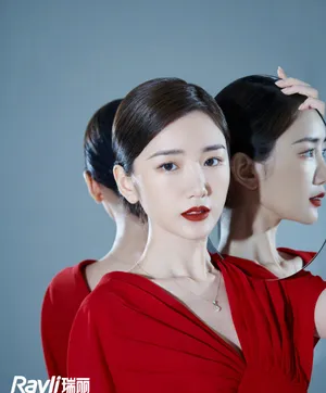 毛晓彤性感红裙写真图片_5