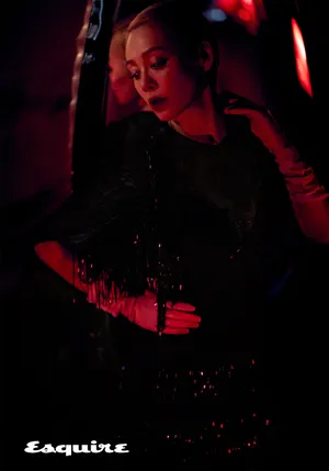 宁静超飒封面大片写真图片第3张