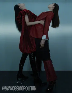 曾可妮刘令姿合体性感写真图片_2