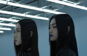 曾可妮刘令姿合体性感写真图片_4