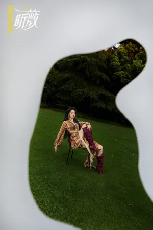 喻言纸梦造型大片写真图片_3